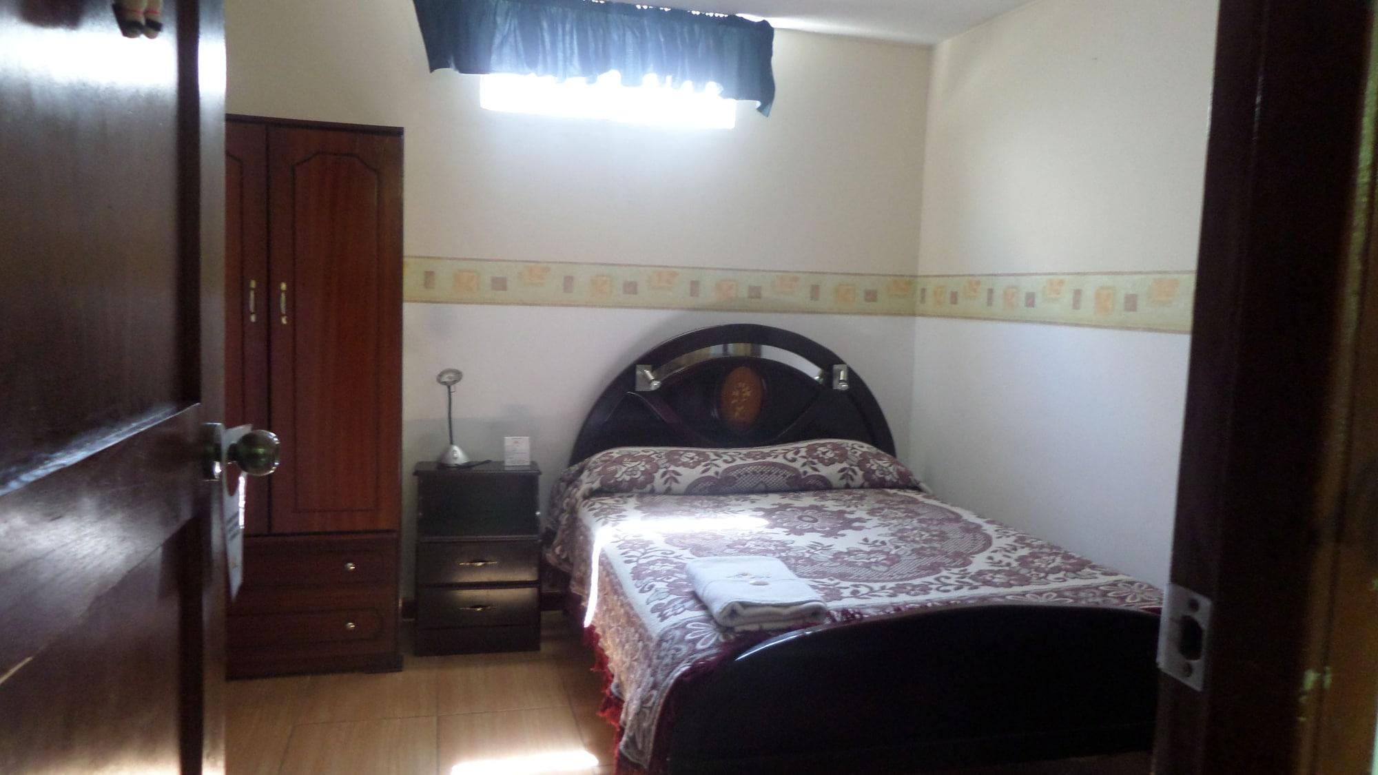 Jhomana Guesthouse Quito Exteriör bild
