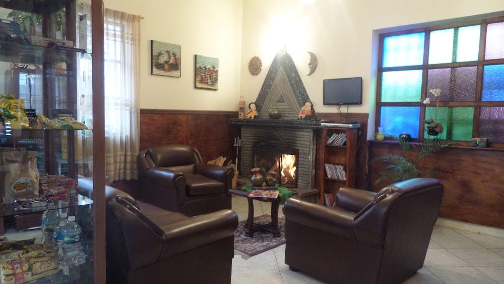 Jhomana Guesthouse Quito Exteriör bild