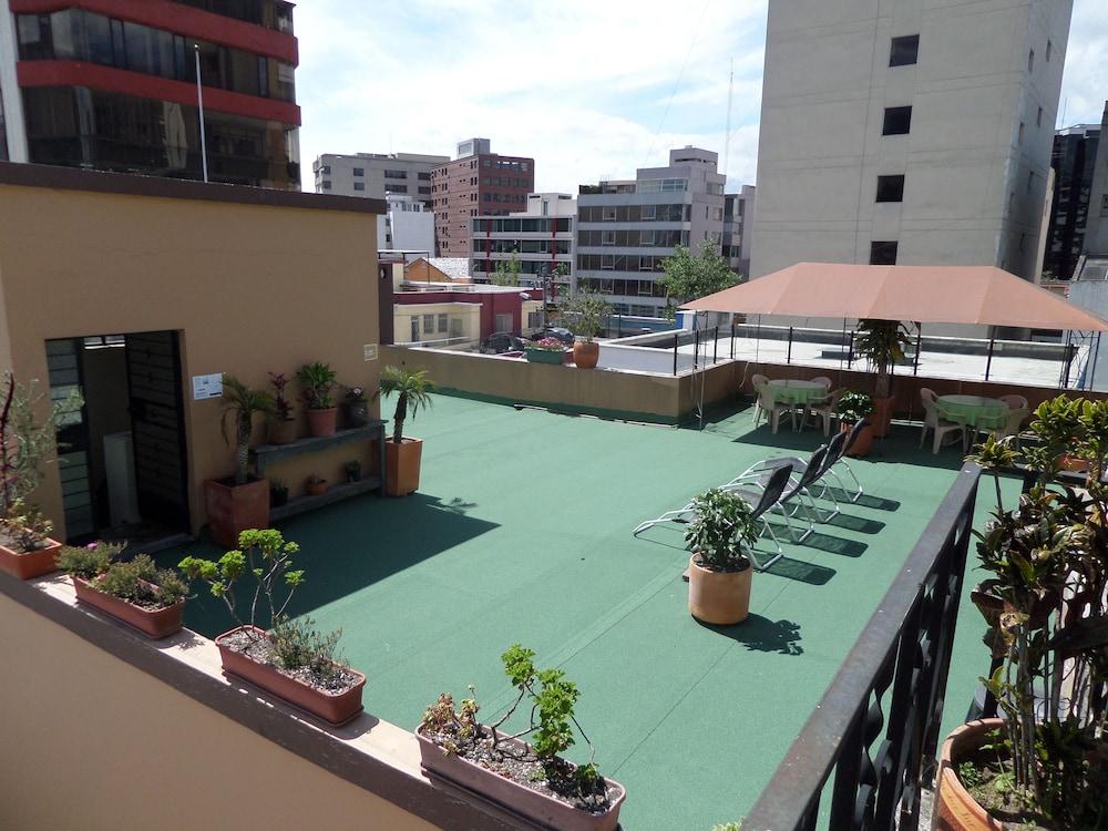 Jhomana Guesthouse Quito Exteriör bild