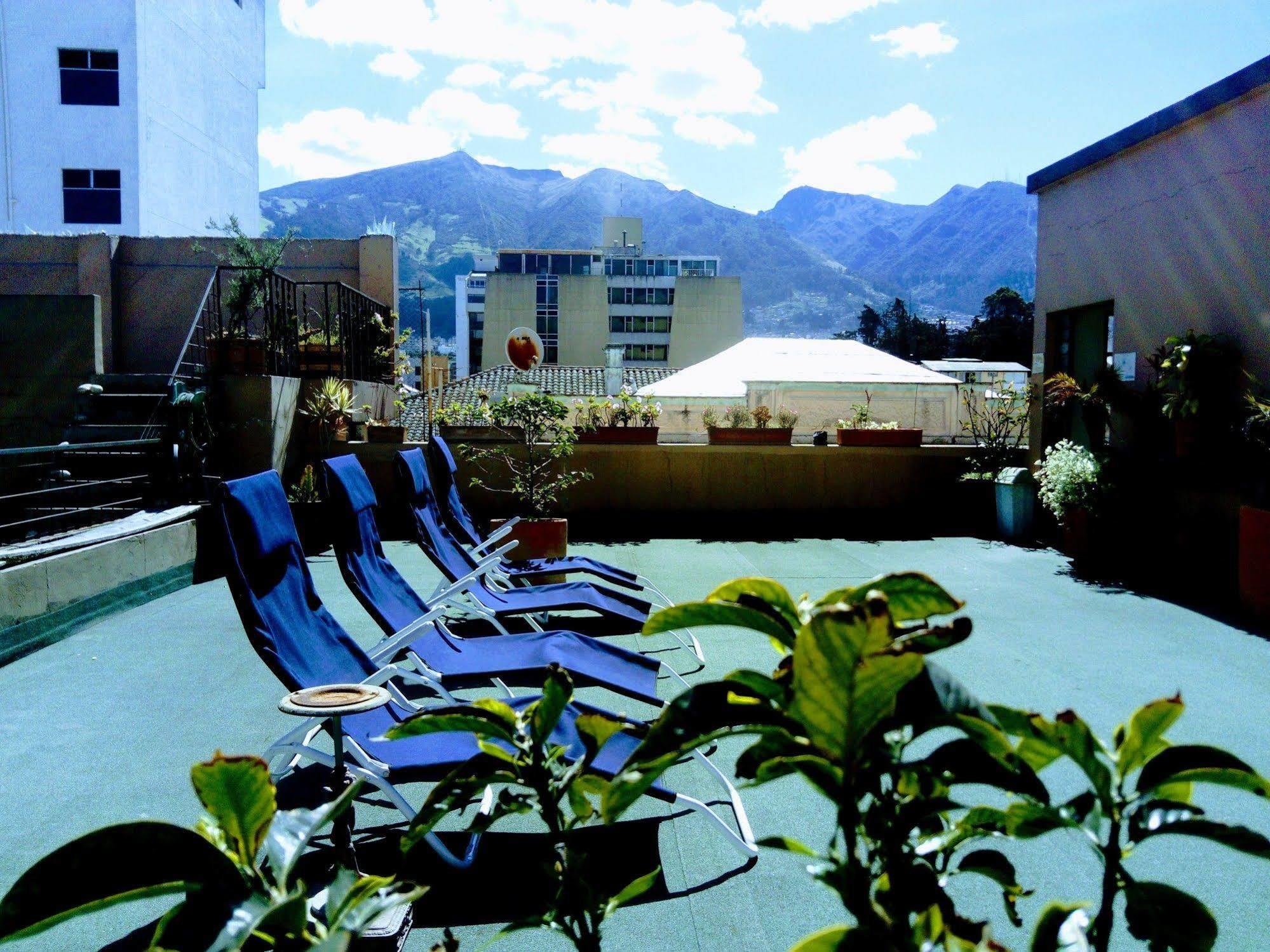 Jhomana Guesthouse Quito Exteriör bild